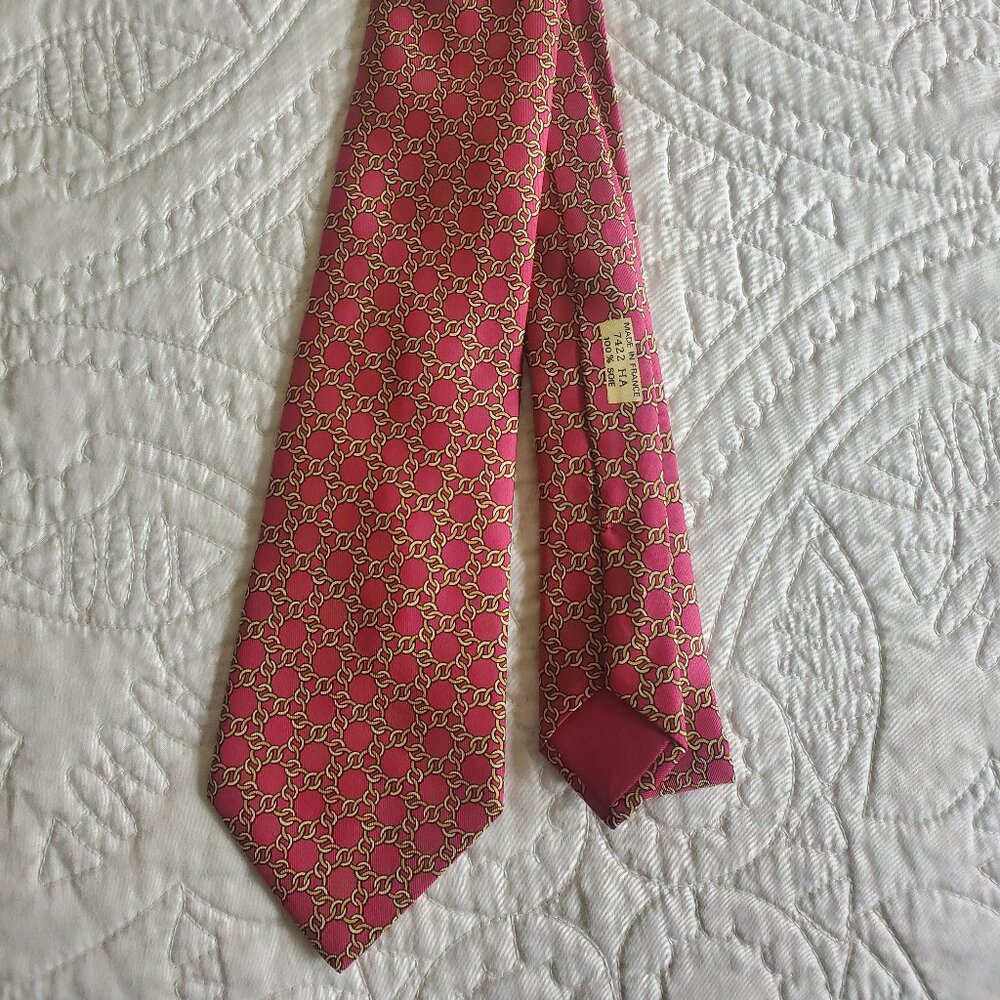 HERMES Red and Gold Vintage Chain Pattern Tie